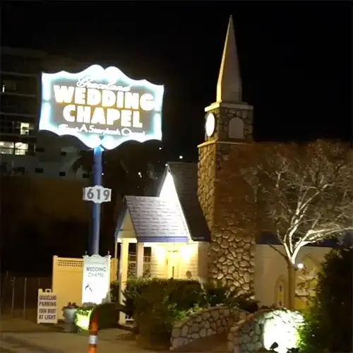 Las Vegas Wedding Industry Fighting to Survive Pandemic Media Photo